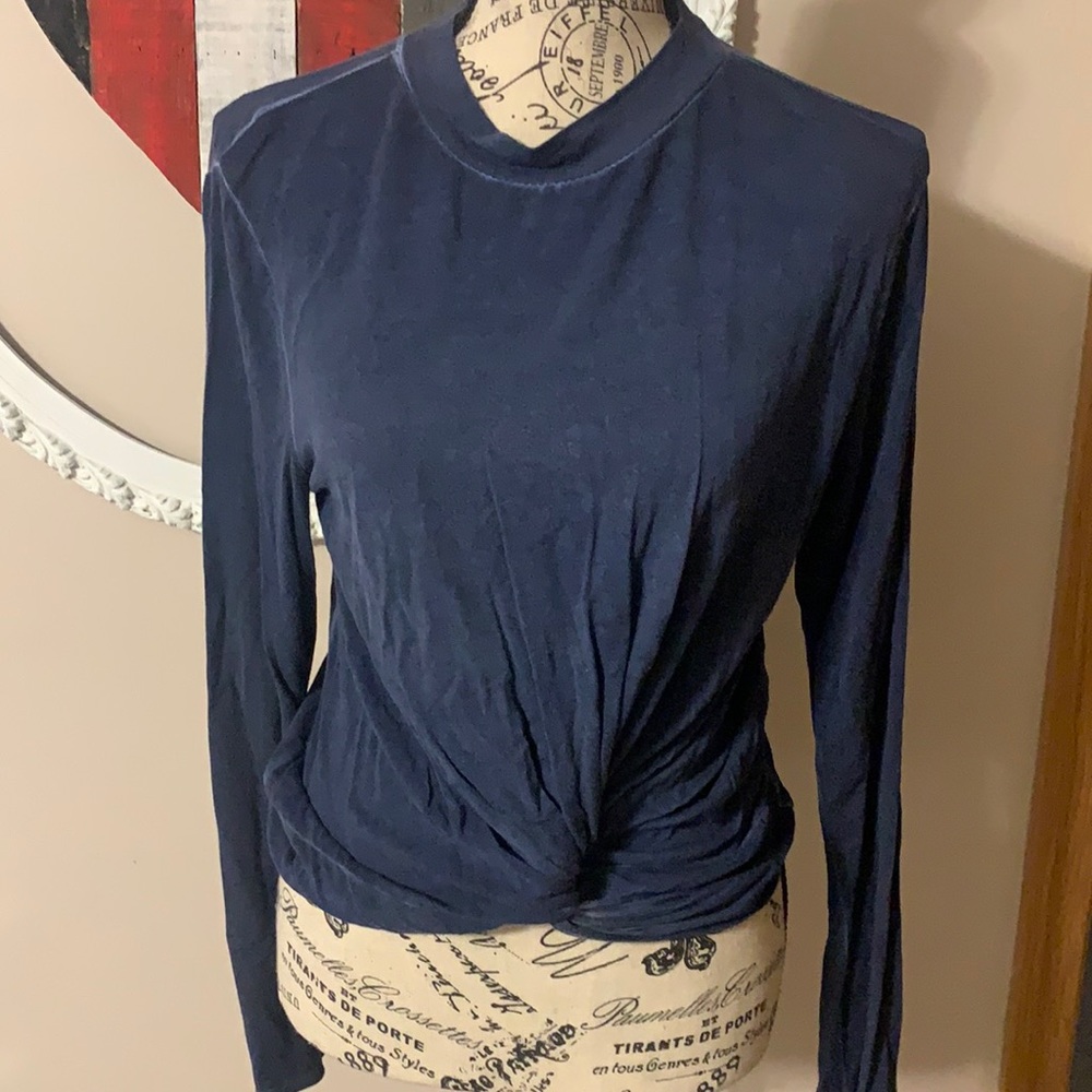 Cropped shirt